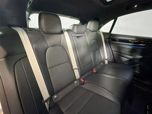Certified 2025 Porsche Macan Electric RWD image 27