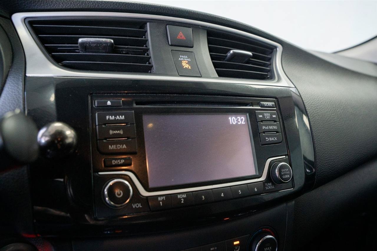 Used 2017 Nissan Sentra SV FWD image 17