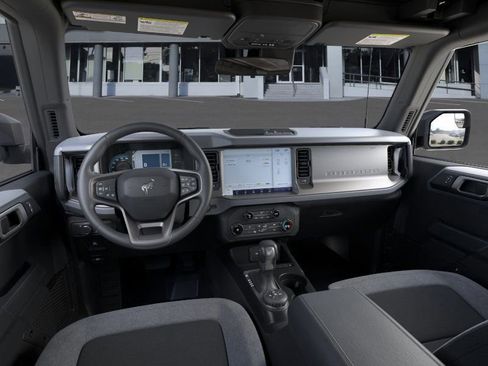 New 2025 Ford Bronco 4-Door image 9