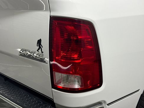 Used 2020 RAM 1500 Tradesman w/ Chrome Plus Package image 33