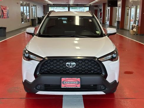 Certified 2022 Toyota Corolla Cross LE w/ Black Badges Package (TMS) AWD/4WD image 8