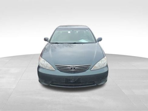 Used 2005 Toyota Camry LE image 8