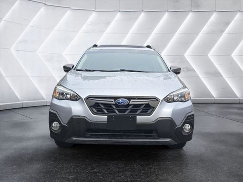 Used 2021 Subaru Crosstrek 2.5i Sport w/ Moonroof Package image 8