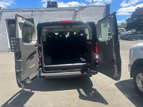Used 2024 Ford Transit 350 XLT RWD image 9