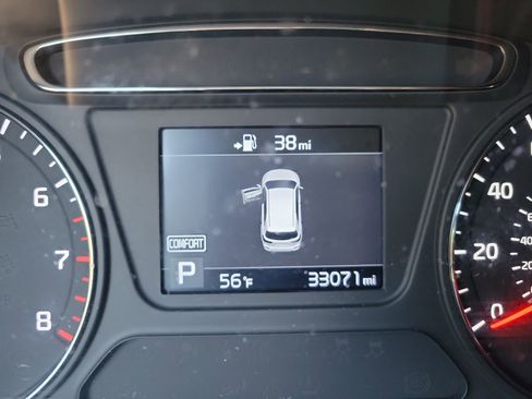 Used 2020 Kia Sorento LX w/ LX I4 Convenience Package image 14