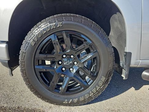 Used 2022 Chevrolet Silverado 1500 Custom w/ Rally Edition image 32