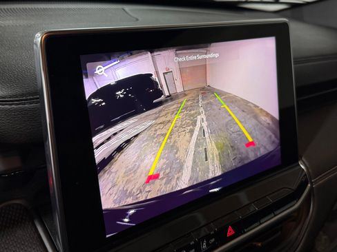 Used 2023 Jeep Compass Altitude image 25