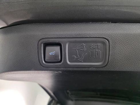 Used 2021 Ford Expedition Max XLT AWD/4WD image 9