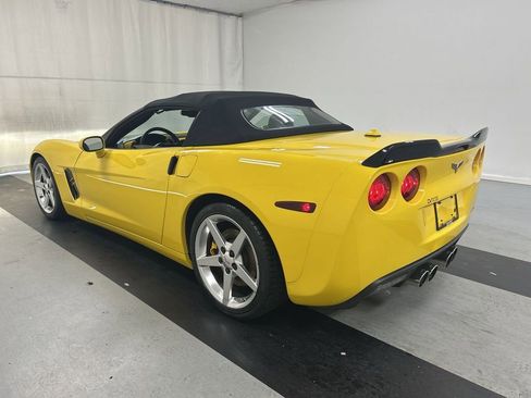 Used 2005 Chevrolet Corvette Convertible w/ Preferred Equipment Group RWD image 7