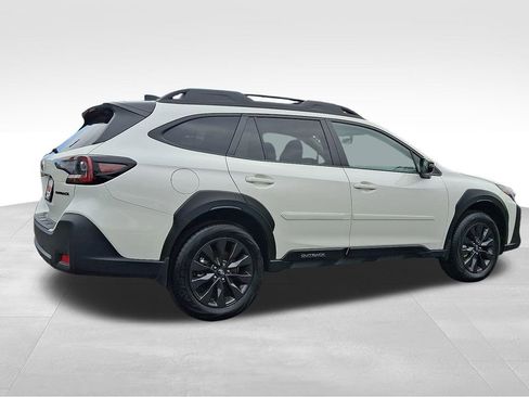 Certified 2025 Subaru Outback Onyx Edition w/ Popular Package #2 image 6