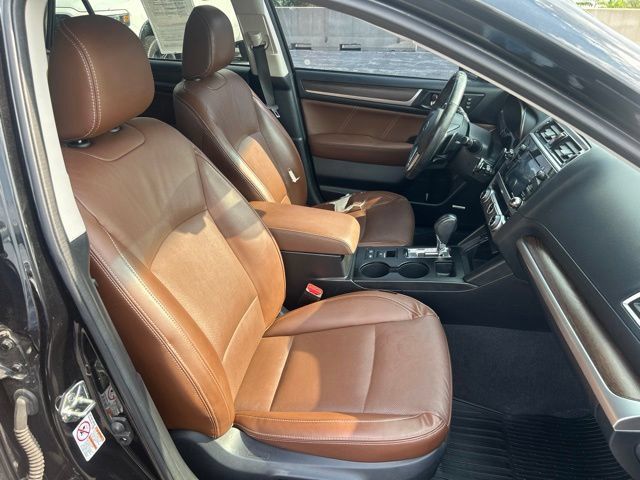 Used 2017 Subaru Outback 2.5i Touring w/ Popular Package #5A AWD/4WD image 16