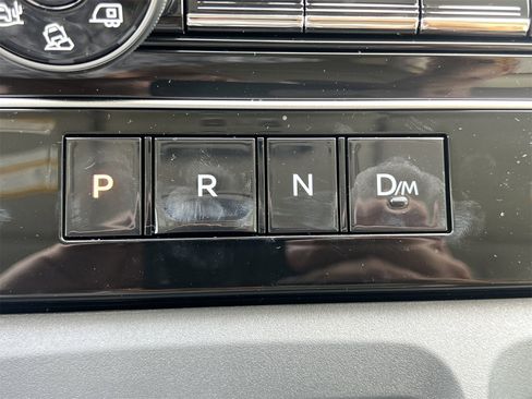 New 2025 Nissan Armada Platinum Reserve image 9