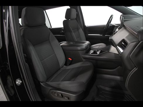 Certified 2022 Chevrolet Suburban LS AWD/4WD image 17