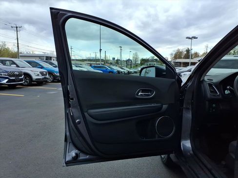Used 2022 Honda HR-V EX image 16