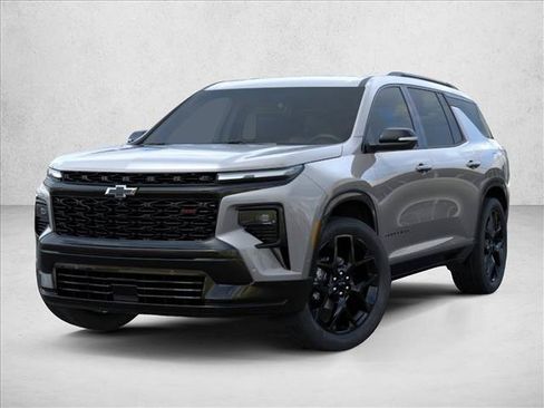 New 2026 Chevrolet Traverse RS w/ LPO, Floor Liner Package FWD image 8