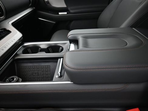 New 2025 Ford Expedition Active image 20