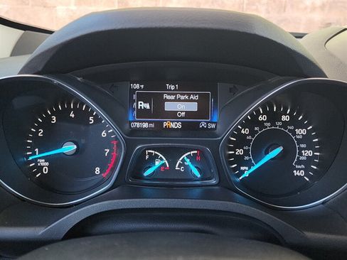 Used 2017 Ford Escape SE w/ Equipment Group 201A AWD/4WD image 43