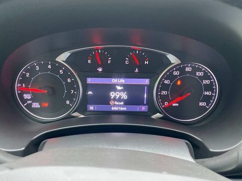 Used 2023 GMC Terrain SLT w/ Infotainment Package II AWD/4WD image 18