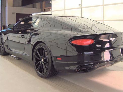 Used 2020 Bentley Continental GT image 4