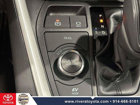 Certified 2023 Toyota RAV4 XLE w/ XLE Grade Weather Package AWD/4WD image 27