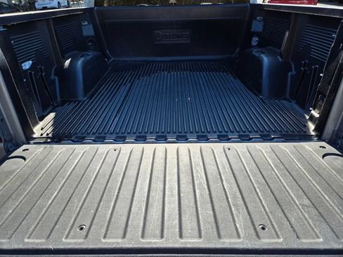 Used 2025 Chevrolet Silverado 1500 LT AWD/4WD image 16