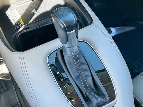 Used 2023 Honda HR-V EX-L image 16