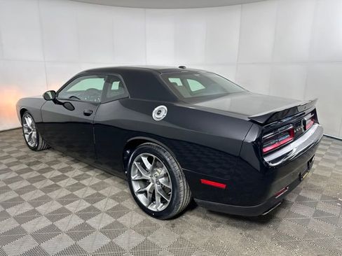 Used 2022 Dodge Challenger GT image 5