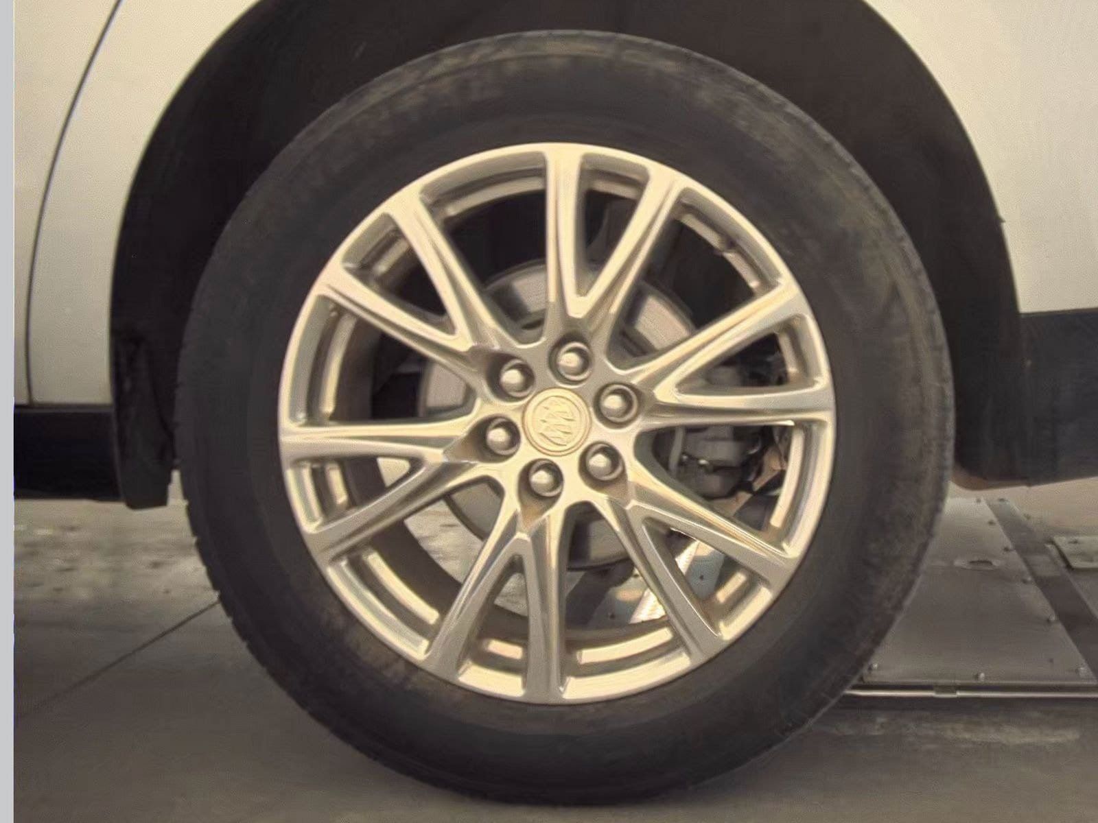Used 2022 Buick Enclave Premium FWD image 6