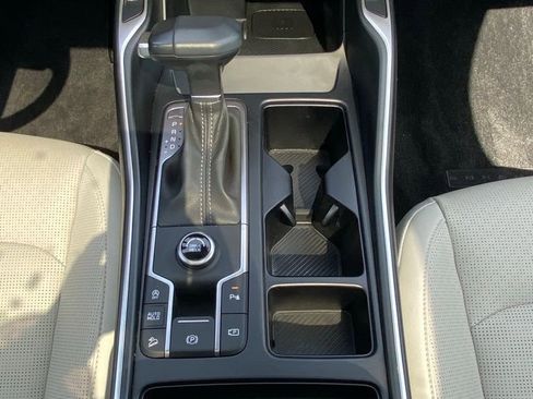 Certified 2025 Kia Sorento S w/ Panoramic Sunroof Package FWD image 22