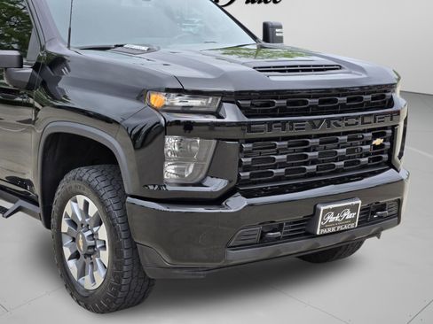 Used 2023 Chevrolet Silverado 2500 Custom w/ Custom Value Package image 31