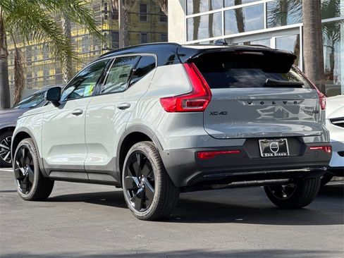 New 2026 Volvo XC40 B5 Ultra w/ Climate Package image 3