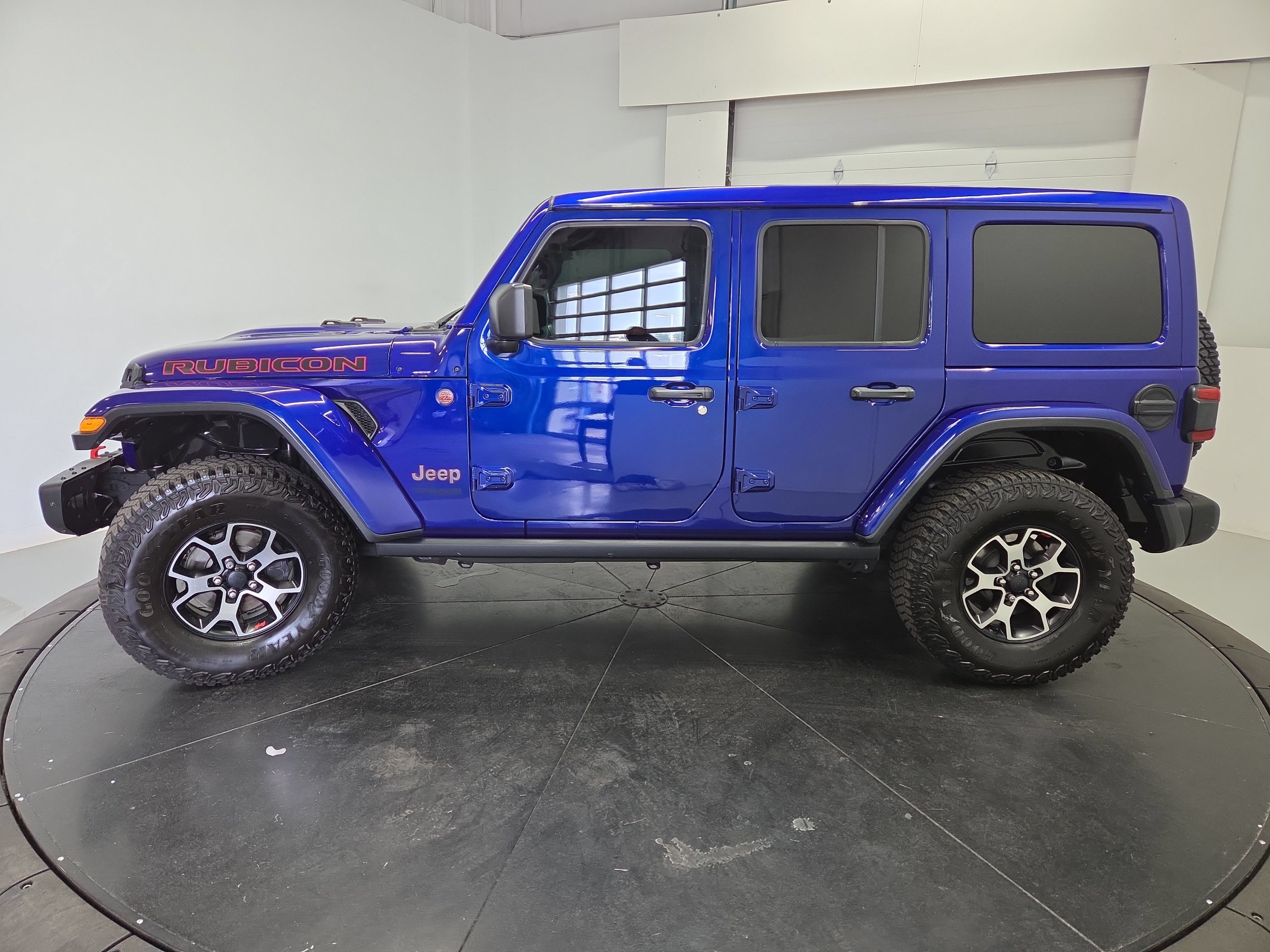 Used 2020 Jeep Wrangler Unlimited Rubicon AWD/4WD image 4