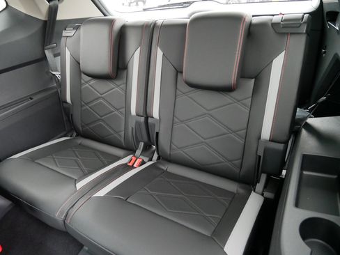 New 2026 Volkswagen Atlas Peak Edition AWD/4WD image 7
