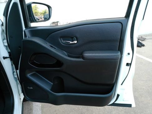 Used 2022 Nissan Frontier Pro-X w/ Pro-X Premium Package RWD image 19