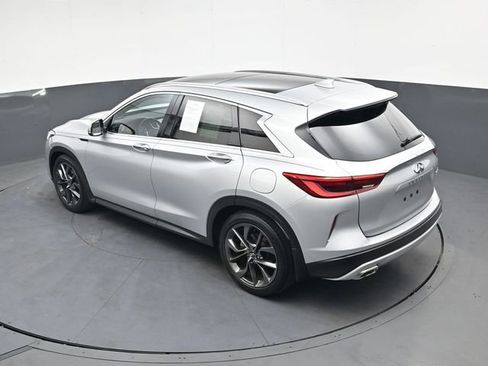 Used 2019 INFINITI QX50 Essential w/ Sensory Package AWD/4WD image 27