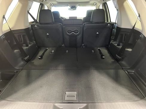 Certified 2025 Honda Pilot Touring image 28