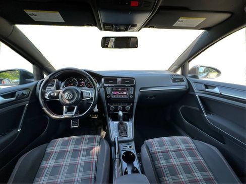 Used 2015 Volkswagen GTI S FWD image 20