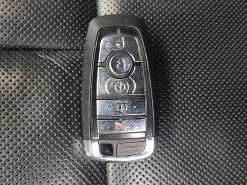 Used 2022 Lincoln Corsair AWD w/ Premium Package image 32