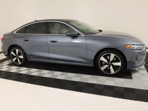 Used 2025 Audi A5 2.0T Premium Plus w/ Premium Plus AWD/4WD image 6