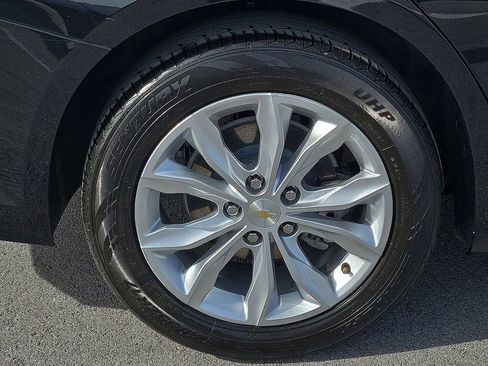 Used 2024 Chevrolet Malibu LT image 7