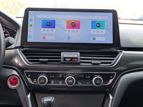 Used 2021 Honda Accord Sport Special Edition image 18