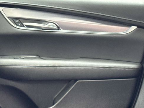 Used 2023 Cadillac XT5 Luxury image 23