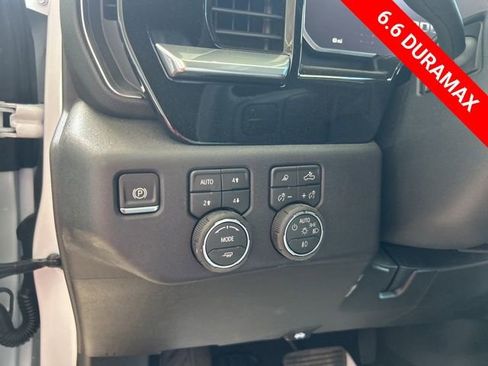 New 2026 Chevrolet Silverado 3500 LT w/ Convenience Package AWD/4WD image 15