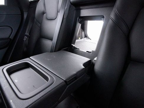 Used 2019 Volvo XC60 T5 Momentum w/ Premium Package image 31