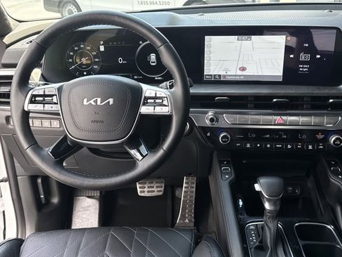 Used 2024 Kia Telluride SX Prestige X-Pro AWD/4WD image 8