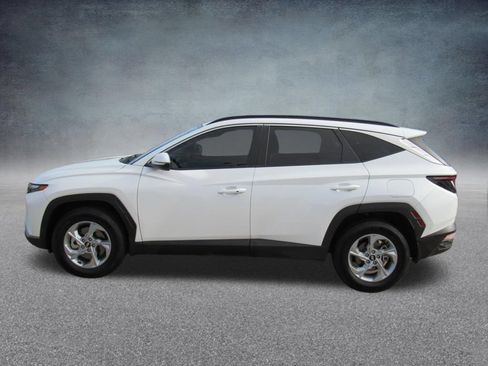 Certified 2022 Hyundai Tucson SEL w/ Cargo Package AWD/4WD image 4