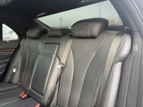 Used 2017 Mercedes-Benz S 550 Sedan image 24