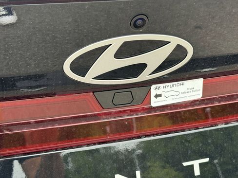 New 2025 Hyundai Elantra Sport image 25