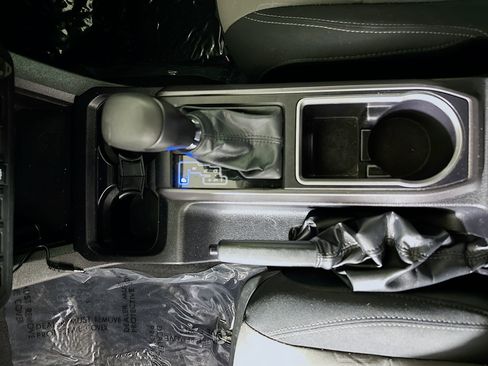 Used 2023 Toyota Tacoma TRD Sport image 22