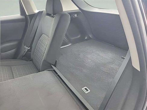 Used 2023 Honda HR-V LX image 17